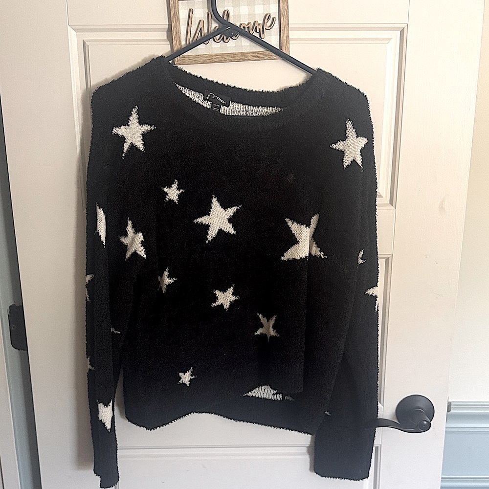 Art Class Black Sweater with White Star Design